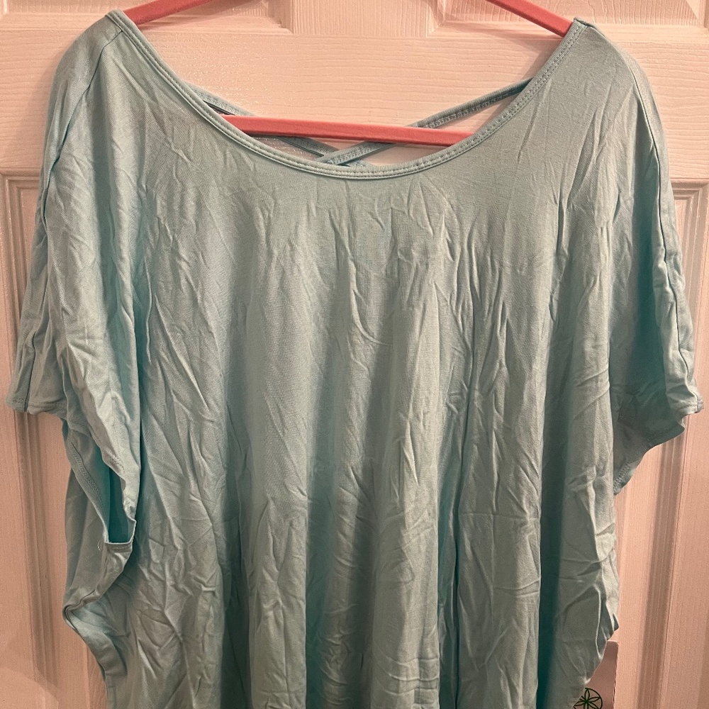 GAIAM Studio to Street Easy Fit 1X NEW Karma Short Sleeve Top ICED AQUA